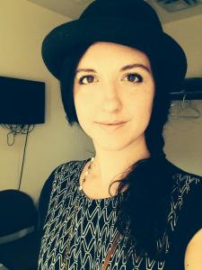 Source: Page Facebook officielle de Chloé Lacasse.