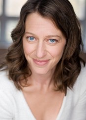 Emmanuelle Jimenez Source : Emmanuelle Jimenez Crédit photo : Andréanne Gauthier 